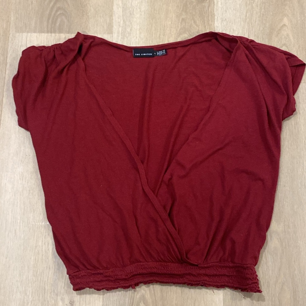 The‎ Limited Red Open Front Blouse Size L